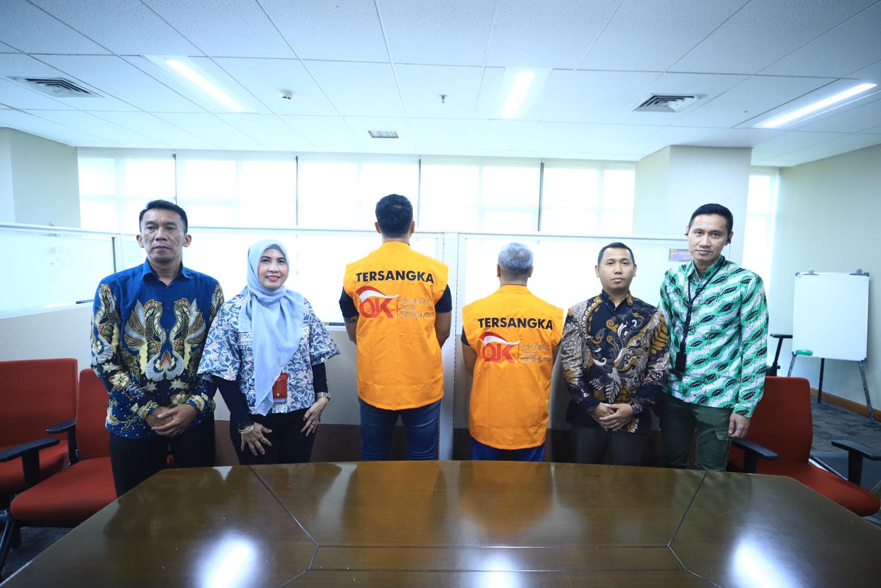 Click here to insert a picture from SharePoint.